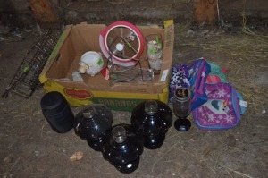 Decorative Oil Lamps, Thermos, Kid's Lunch Kits, Misc.